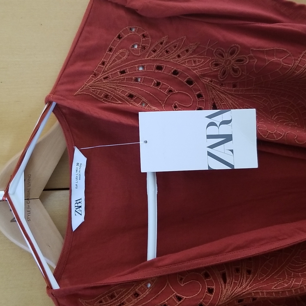 NWT Zara Linen Botton Down Embroidered dress - Large